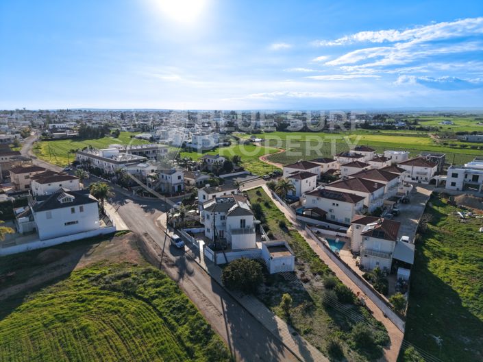 Image No.39-3 Bed Villa for sale