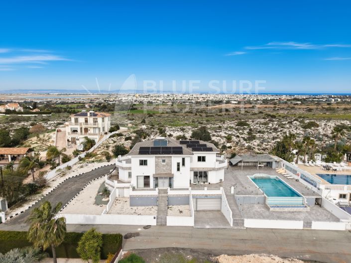 Image No.3-6 Bed Villa for sale