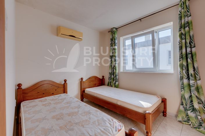 Image No.22-3 Bed Property for sale