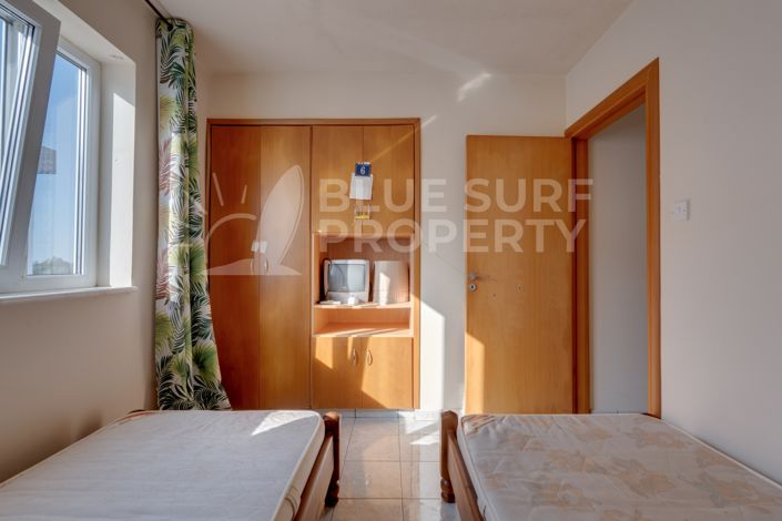 Image No.23-3 Bed Property for sale