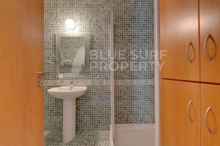 Image No.24-3 Bed Property for sale