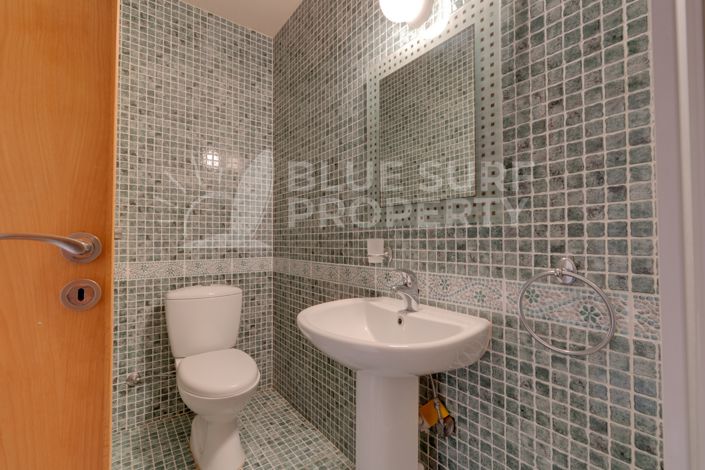 Image No.25-3 Bed Property for sale