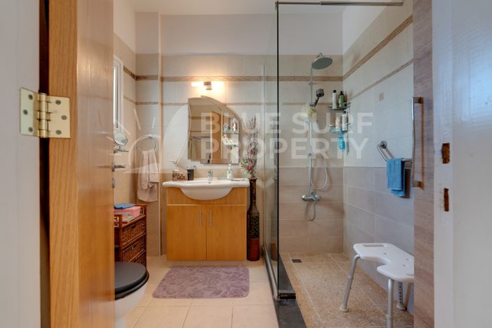 Image No.16-2 Bed Bungalow for sale