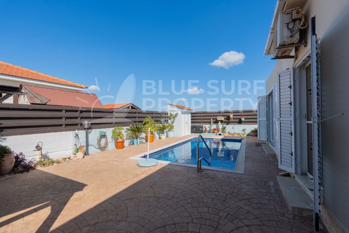 Image No.23-2 Bed Bungalow for sale