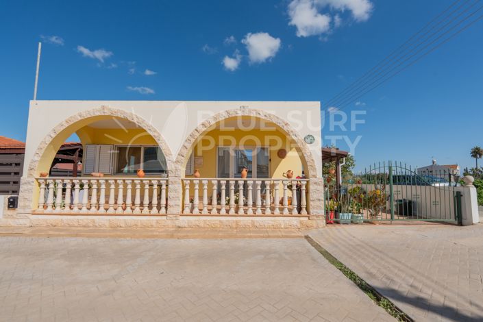 Image No.36-2 Bed Bungalow for sale
