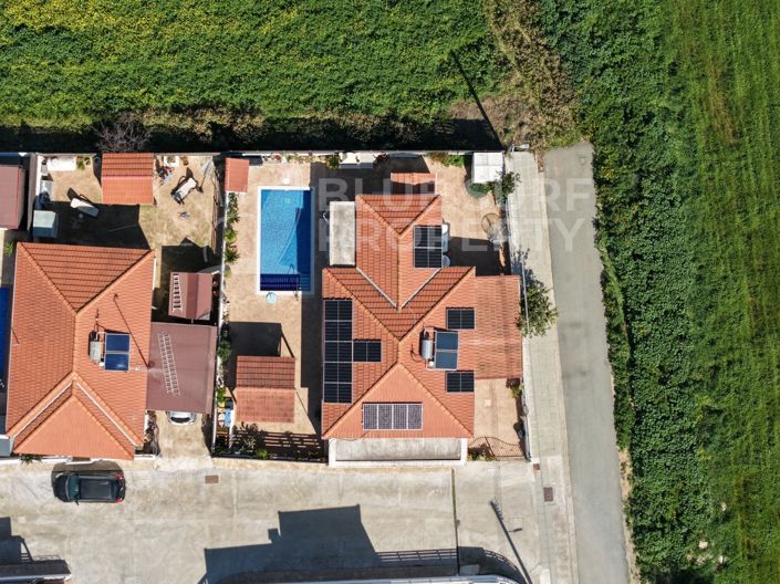 Image No.38-2 Bed Bungalow for sale