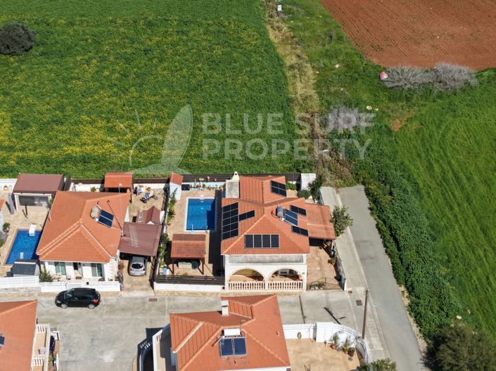 Image No.39-2 Bed Bungalow for sale