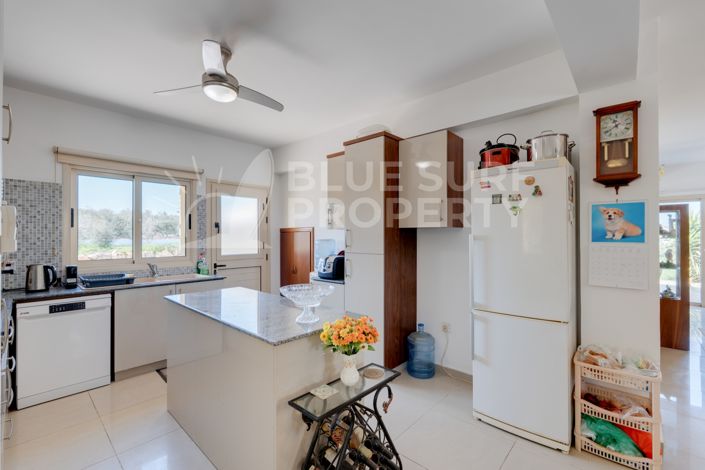 Image No.15-4 Bed Villa for sale