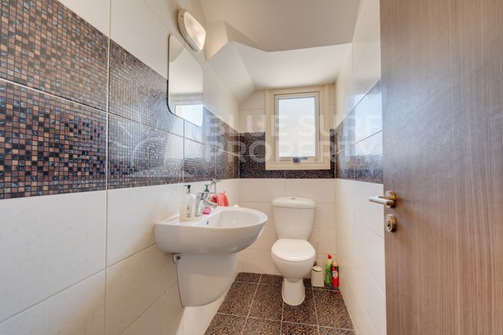 Image No.18-4 Bed Villa for sale