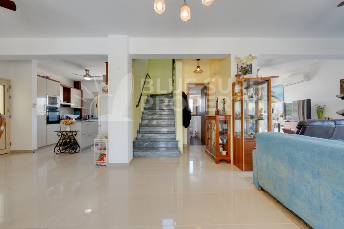 Image No.4-4 Bed Villa for sale