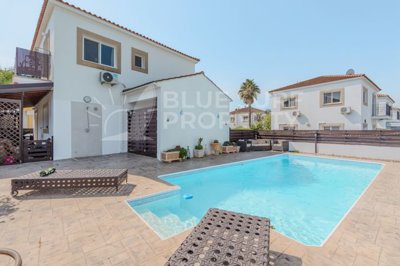 blues-003882-p-w-7f60hq7o9