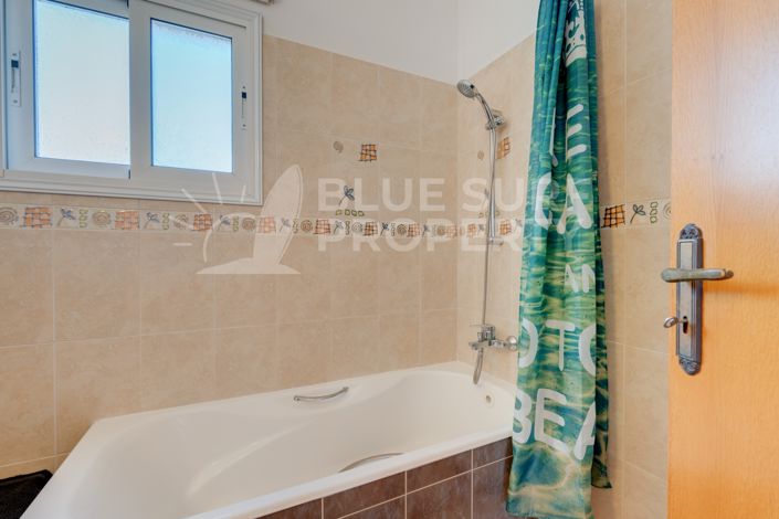 Image No.24-3 Bed Villa for sale