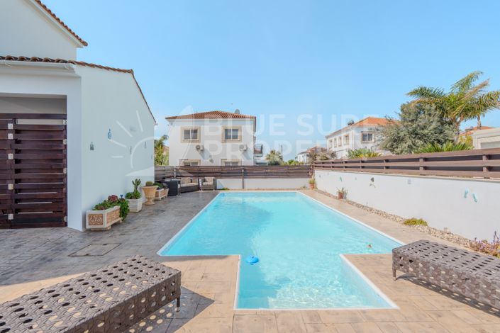 Image No.28-3 Bed Villa for sale