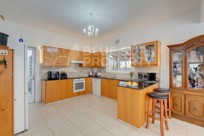 Image No.8-3 Bed Villa for sale