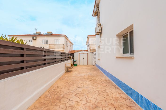 Image No.28-3 Bed Villa for sale