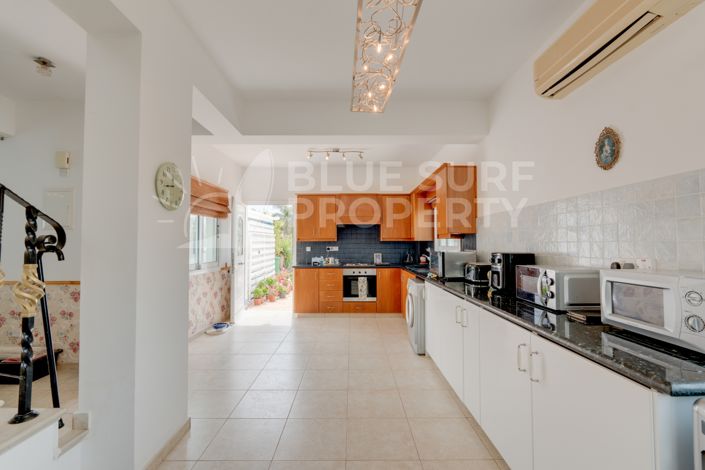 Image No.8-3 Bed Villa for sale