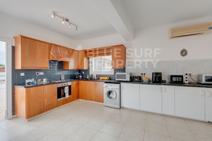 Image No.10-3 Bed Villa for sale