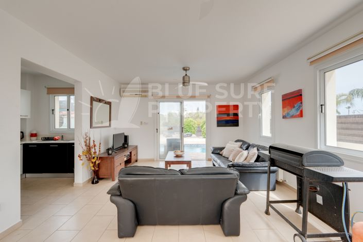 Image No.7-Villa de 3 chambres à vendre à Pernera