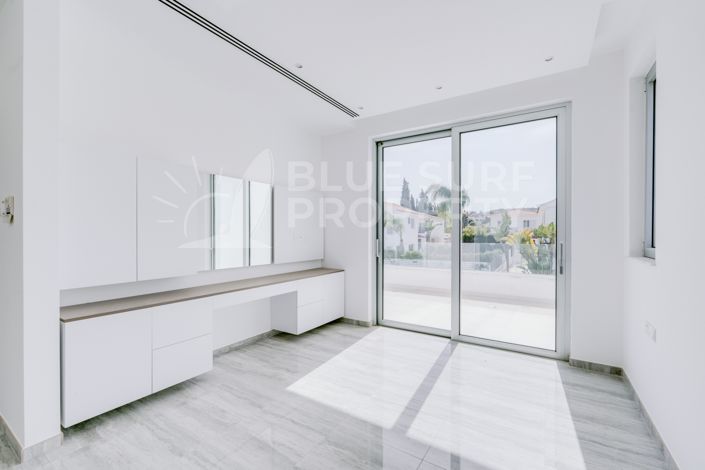 Image No.22-5 Bed Villa for sale