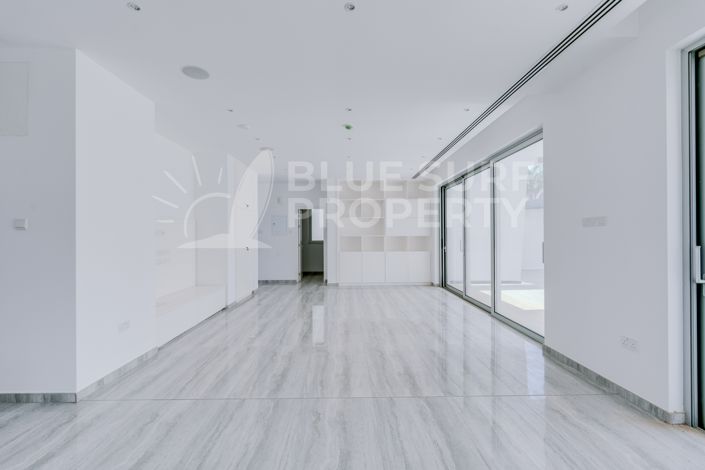 Image No.4-5 Bed Villa for sale