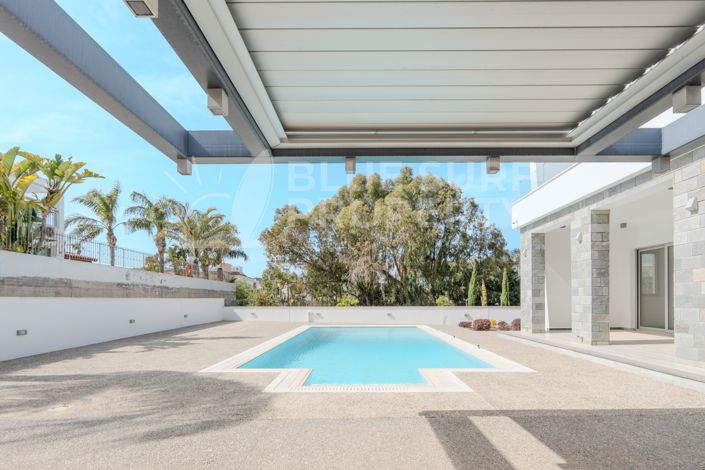 Image No.38-5 Bed Villa for sale