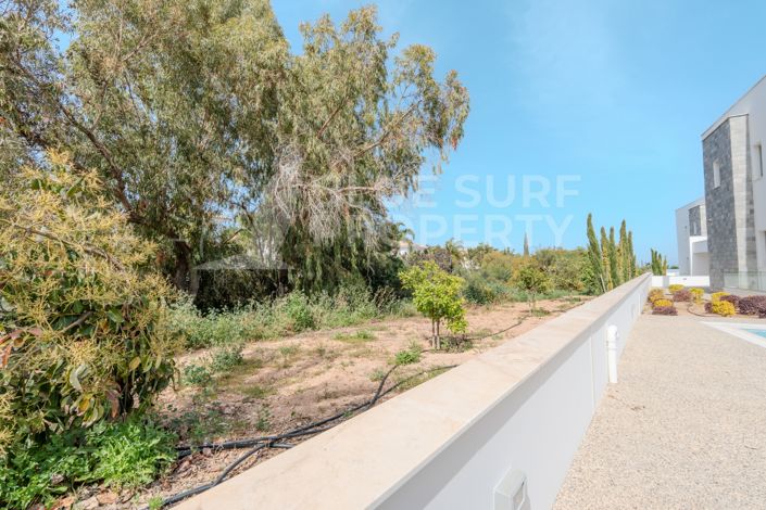 Image No.42-5 Bed Villa for sale