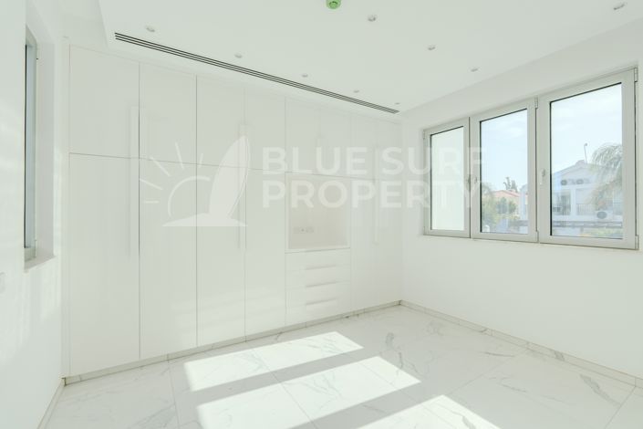 Image No.17-5 Bed Villa for sale