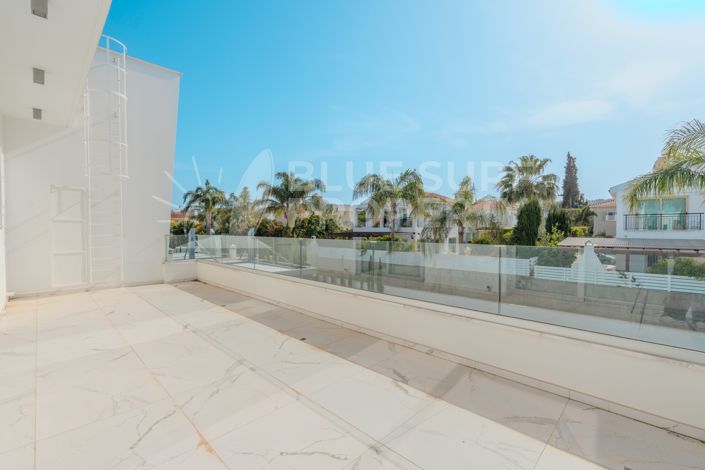 Image No.22-5 Bed Villa for sale