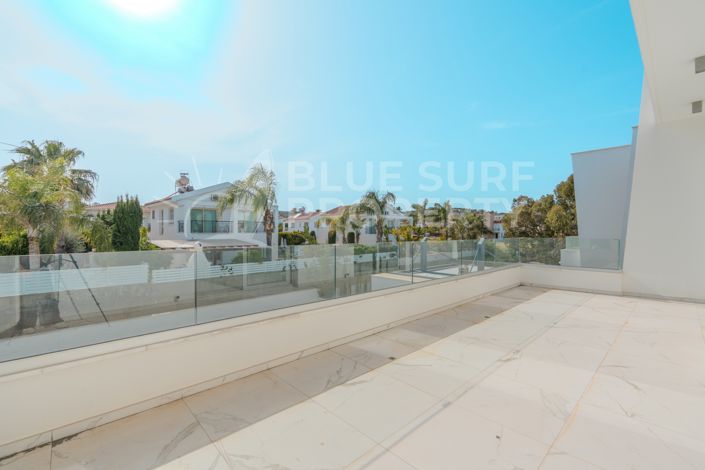 Image No.26-5 Bed Villa for sale