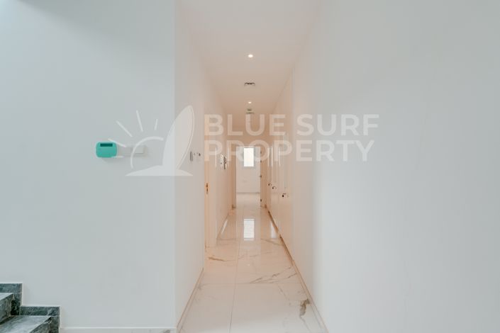 Image No.30-5 Bed Villa for sale