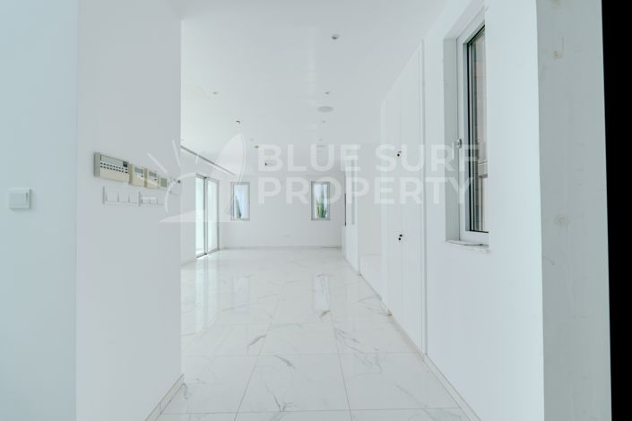 Image No.5-5 Bed Villa for sale