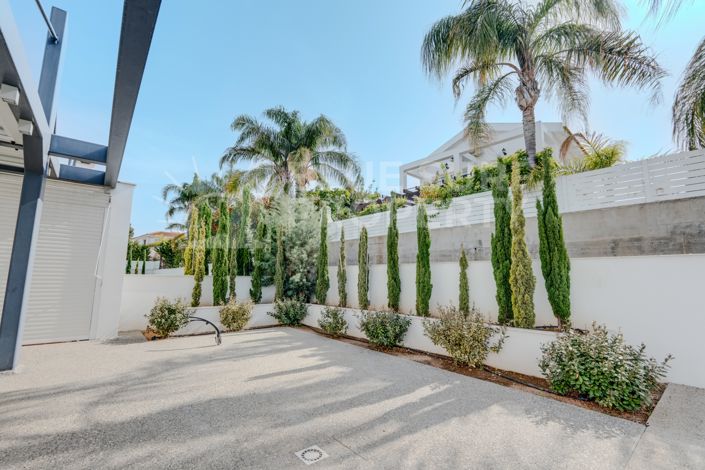 Image No.43-5 Bed Villa for sale