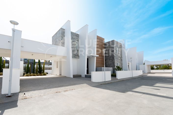 Image No.46-5 Bed Villa for sale