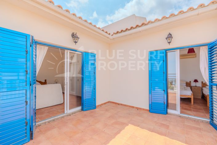 Image No.18-3 Bed Villa for sale