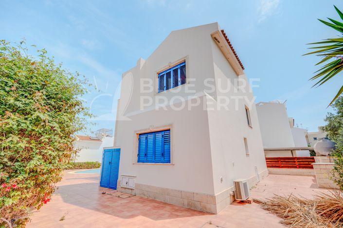 Image No.24-3 Bed Villa for sale