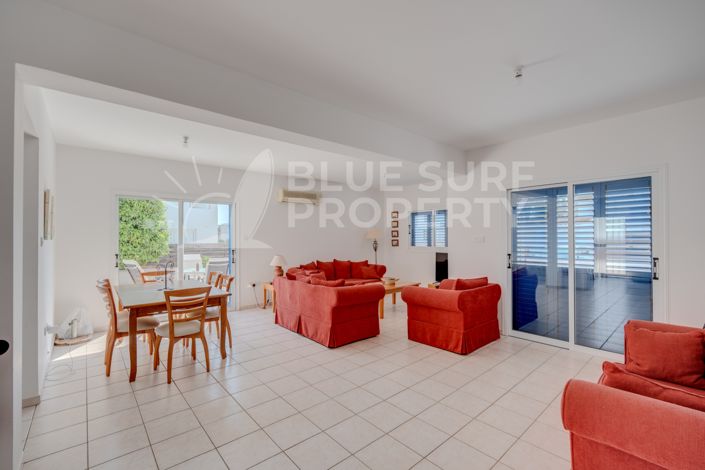 Image No.3-Villa de 3 chambres à vendre à Pernera