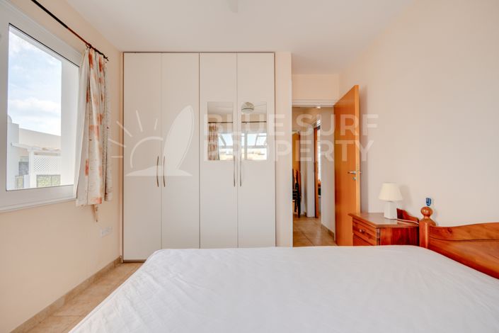 Image No.10-2 Bed Apartment for sale