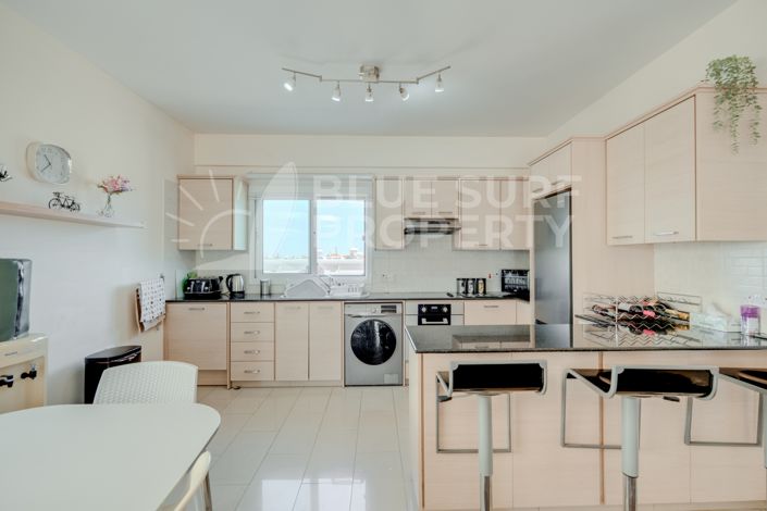 Image No.9-3 Bed Property for sale