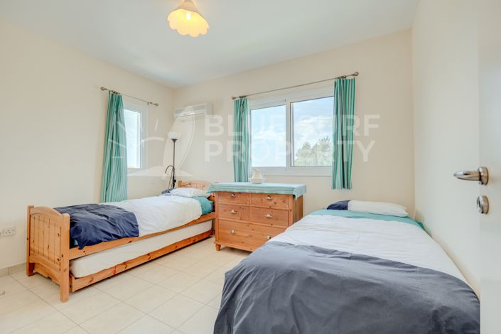 Image No.18-3 Bed Villa for sale