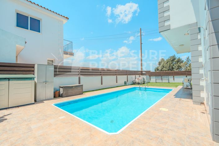 Image No.23-3 Bed Villa for sale