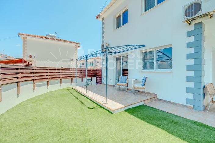 Image No.24-3 Bed Villa for sale