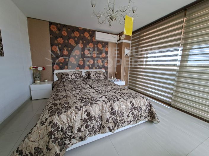 Image No.11-3 Bed Apartment for sale