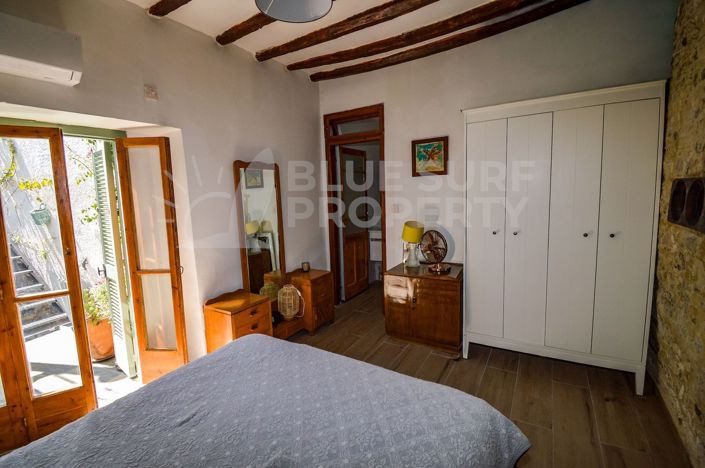 Image No.10-2 Bed Bungalow for sale