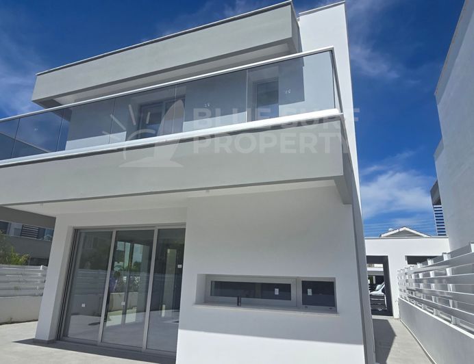 Image No.4-4 Bed Villa for sale