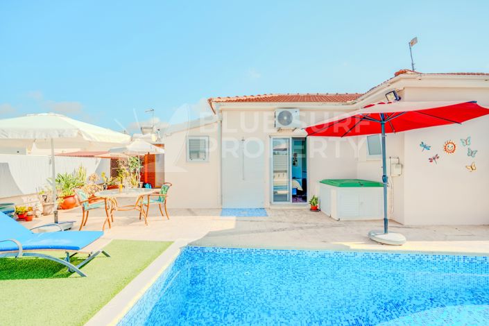 Image No.22-2 Bed Bungalow for sale