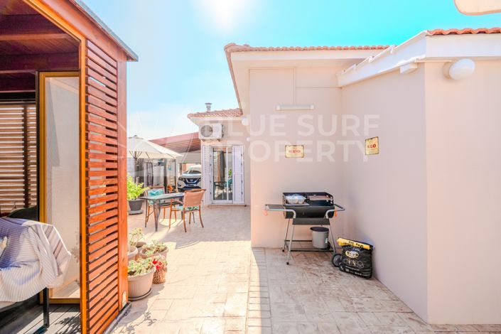Image No.28-2 Bed Bungalow for sale