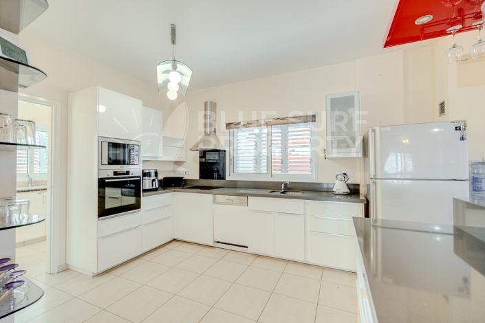 Image No.11-4 Bed Villa for sale