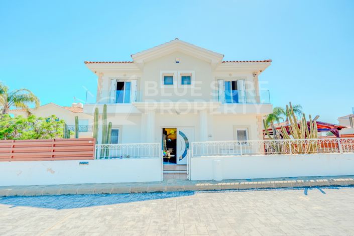 Image No.48-4 Bed Villa for sale