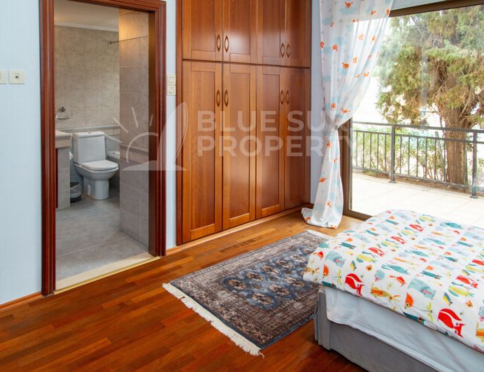 Image No.17-4 Bed Villa for sale
