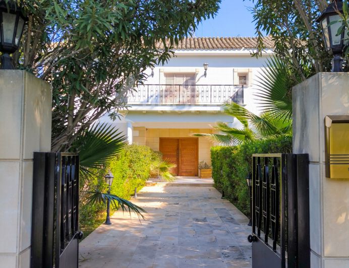 Image No.30-5 Bed Villa for sale